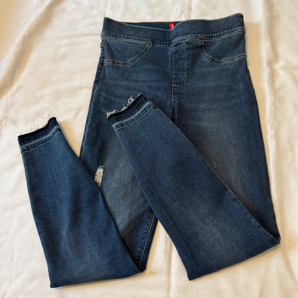 Spanx Small Skinny Jeans ~ Pull On Slimming Stretch Distressed - Picture 1 of 8